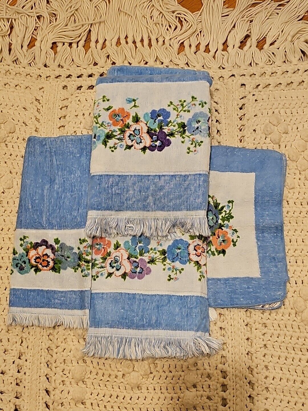 Vintage Fashion Manor Bath Towel Blue Floral Fringe Reversible Set Of 4