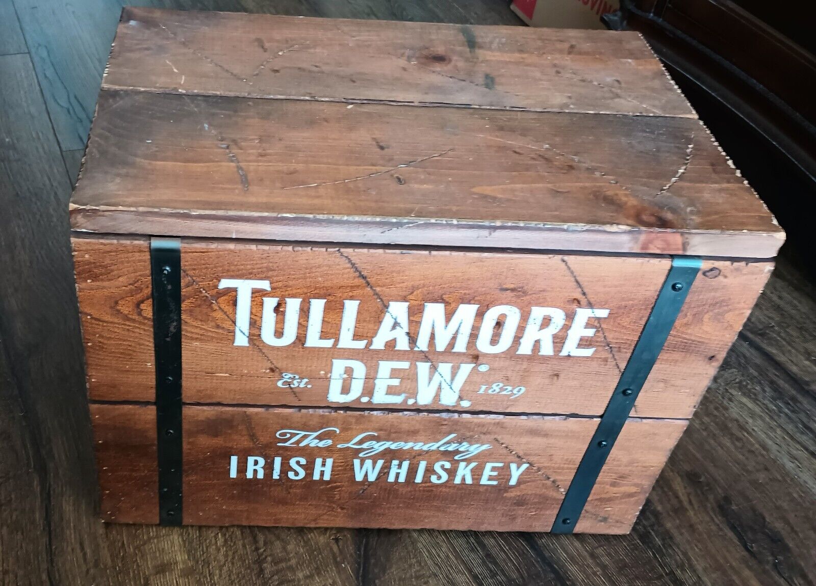 Tullamore Dew Crate Box 18\