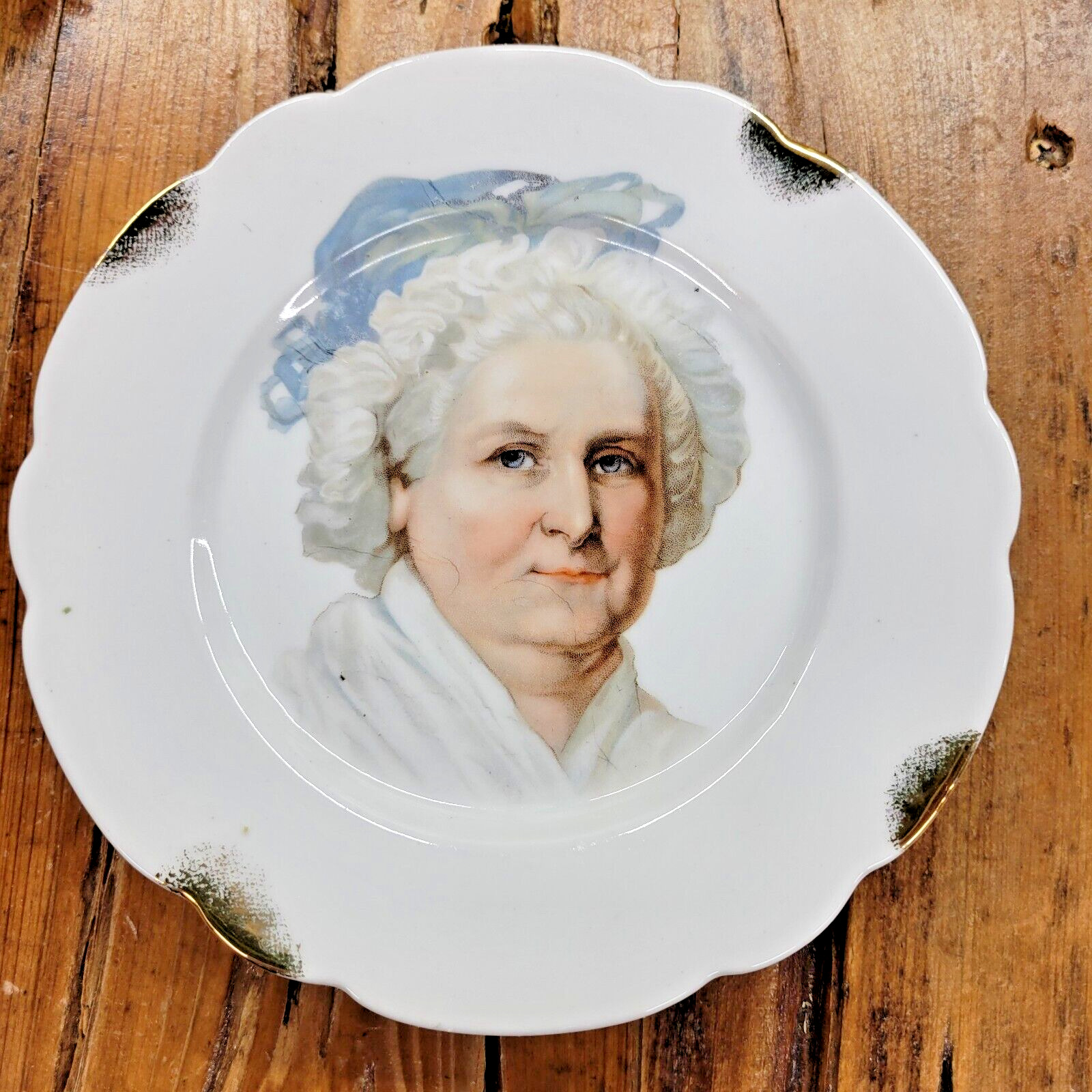 Antique Martha Washington Souvenir Cabinet Plate Bavaria GH Crown Scalloped 6.5\