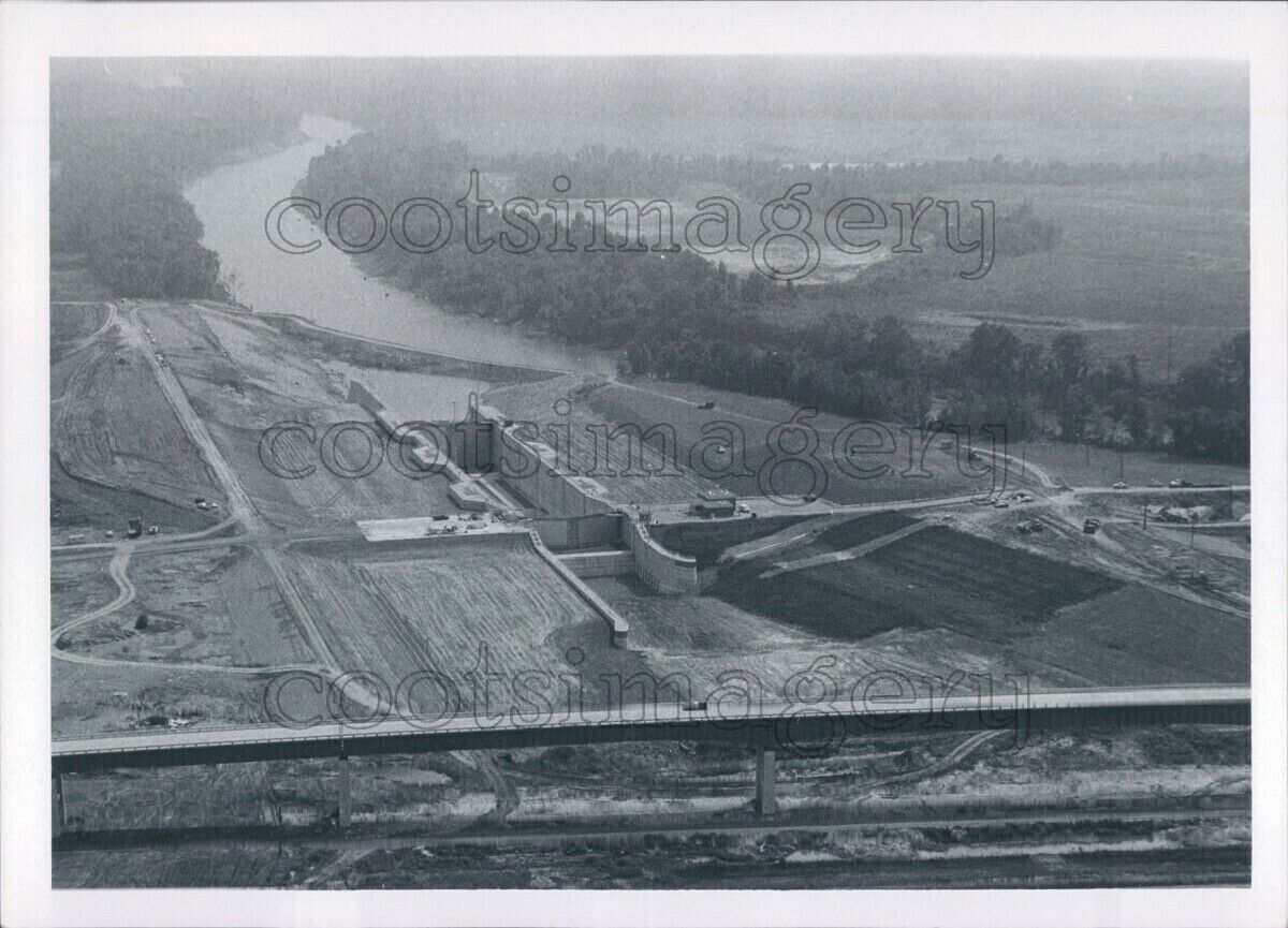 1977 Press Photo Aerial Construction of Lock Tenn Tom Waterway Sumter Co AL