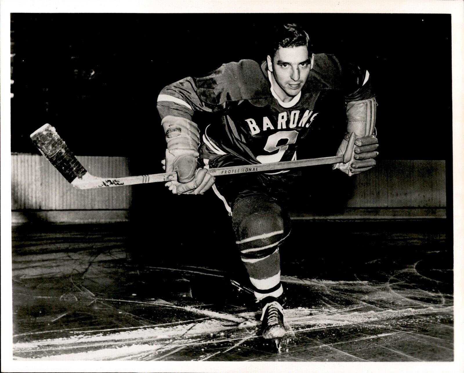 PF2 Original Photo FRED GLOVER 1950s-60s CLEVELAND BARONS RIGHT WING & CAPTAIN