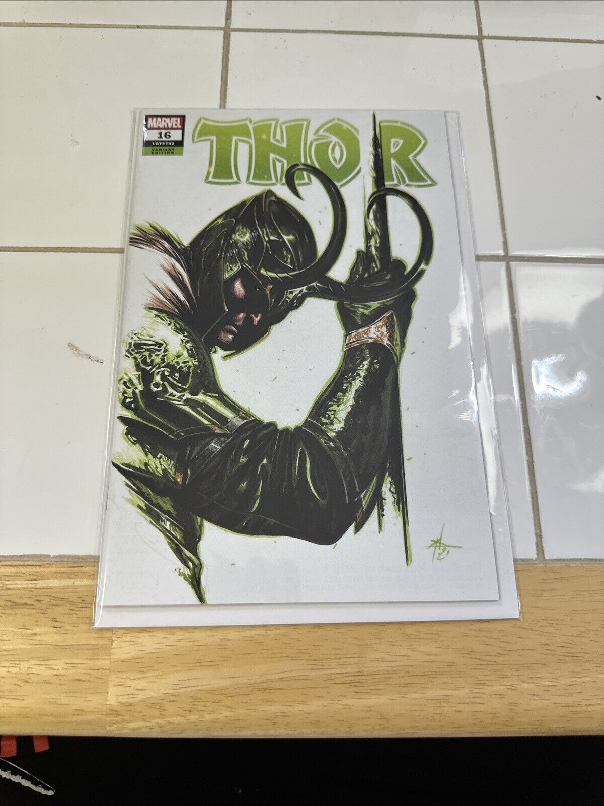 THOR #16 UNKNOWN COMICS EXCLUSIVE GABRIELE DELL\'OTTO TRADE DRESS VARIANT