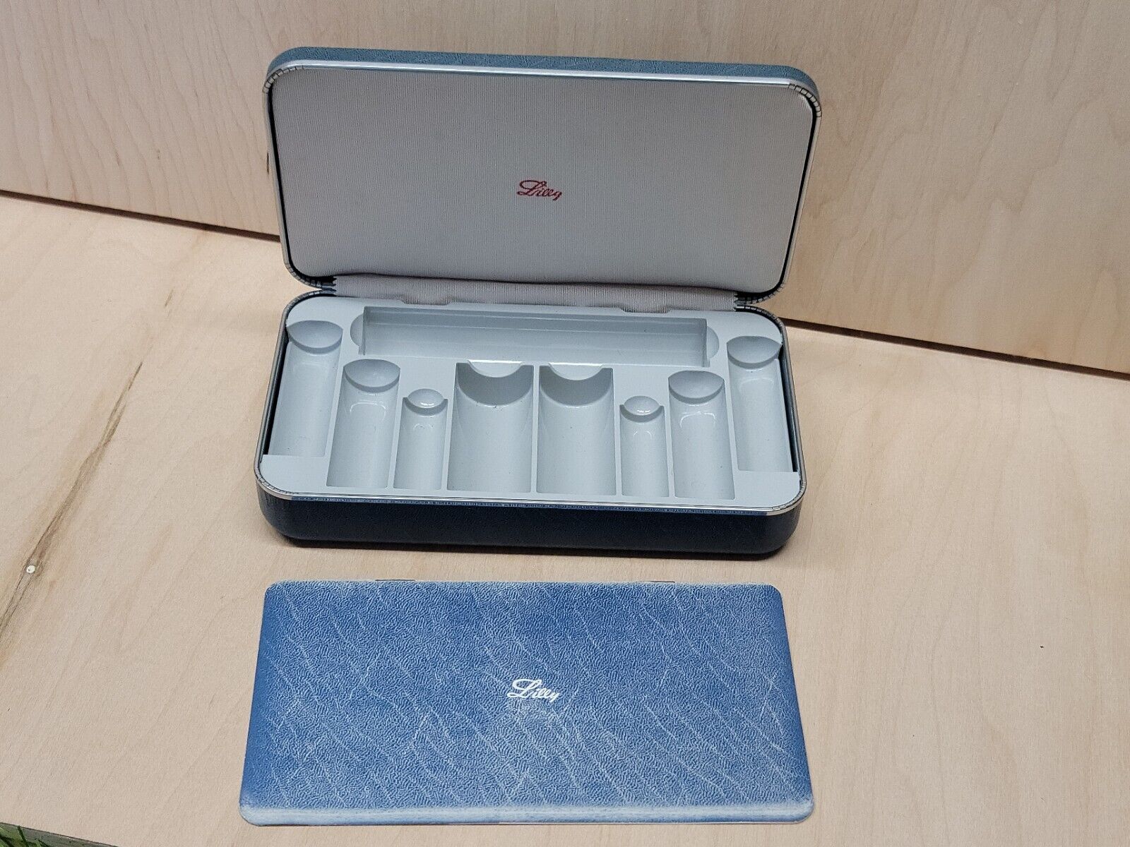 Vintage ELI LILLY Salesman's Sample Kit  Physicians Medicine Case Blue