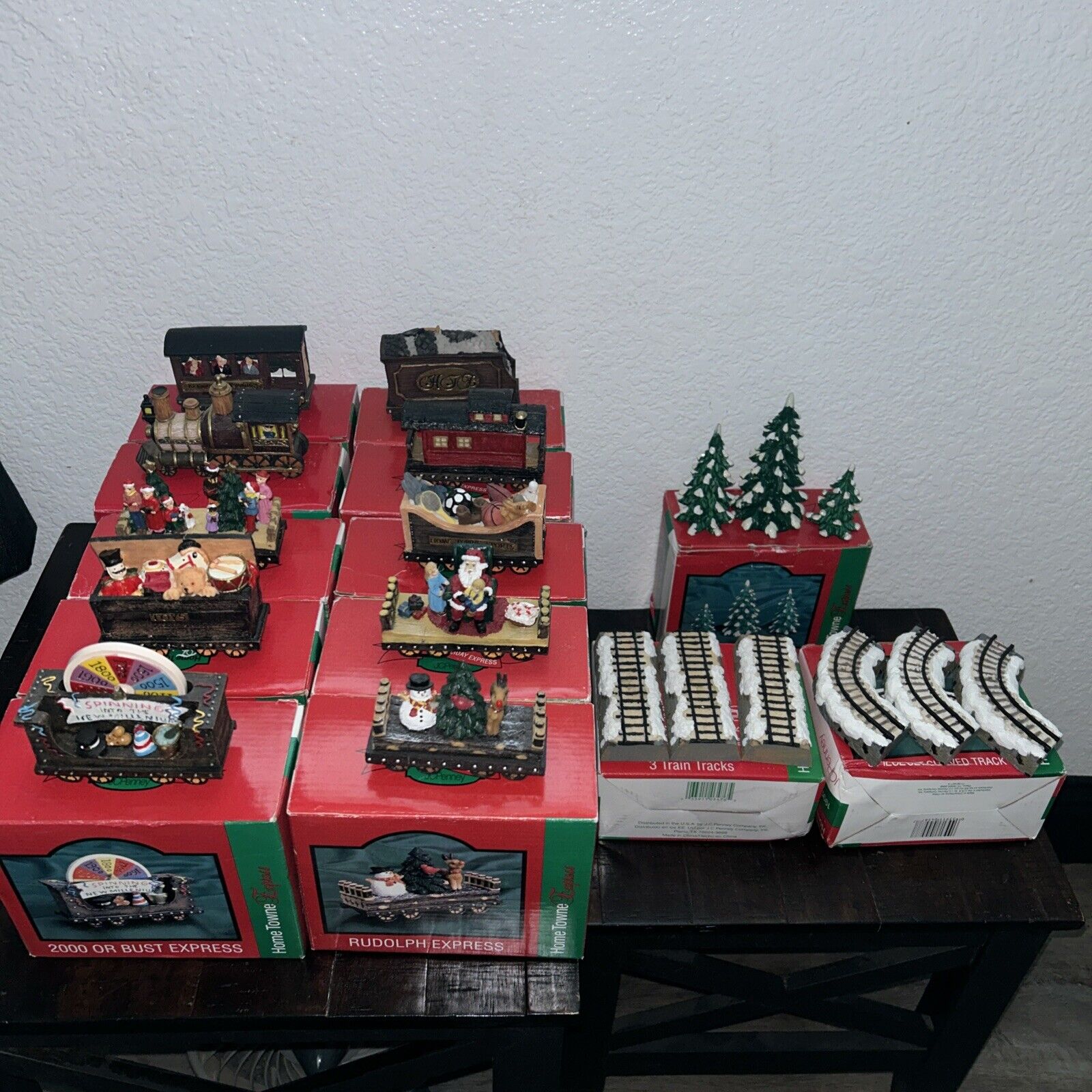 Vintage JC Penny Home Town Express (lot of 13) Christmas Train Mint