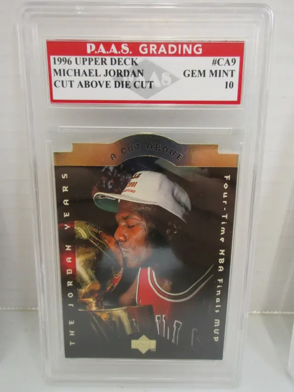 Michael Jordan Bulls 1996 Upper Deck Cut Above Die Cut #CA9 graded PAAS Gem Mint