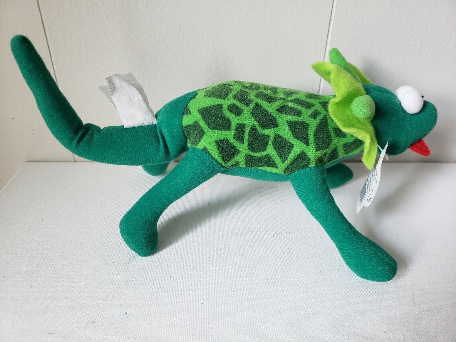 Vintage 1996 Toy Concepts Bend & Pose Pet Chameleon With Tags.