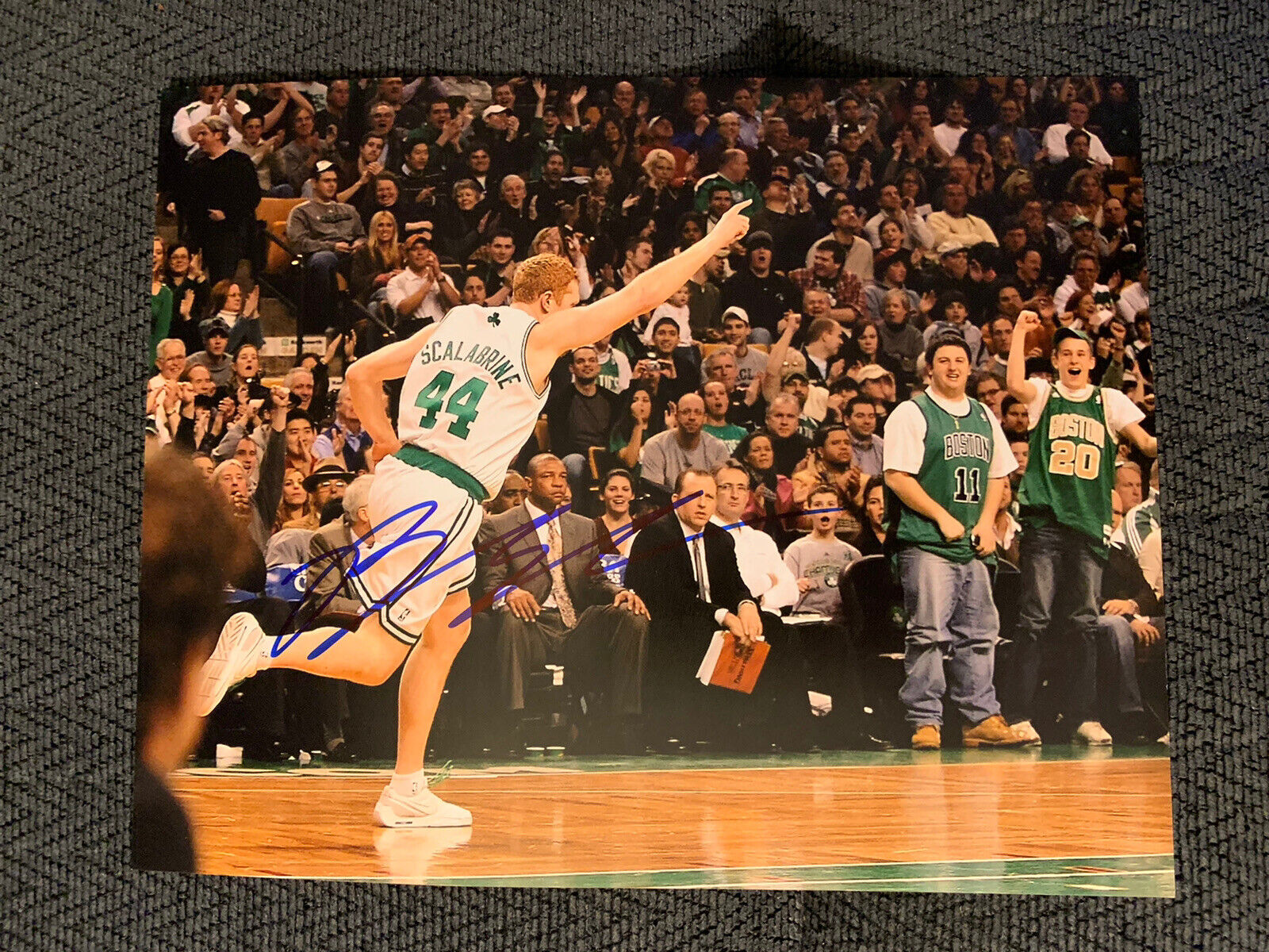Brian Scalabrine signed 8 X 10 Photo Autographed Basketball Boston Celtics