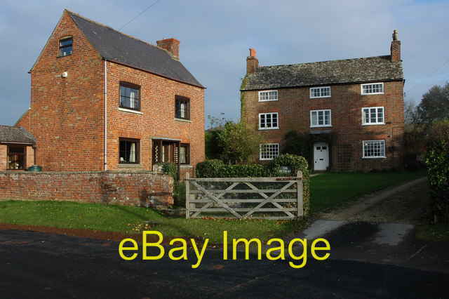 Photo 6x4 The Retreat Little Witcombe Impressive two and a half floor fro c2007