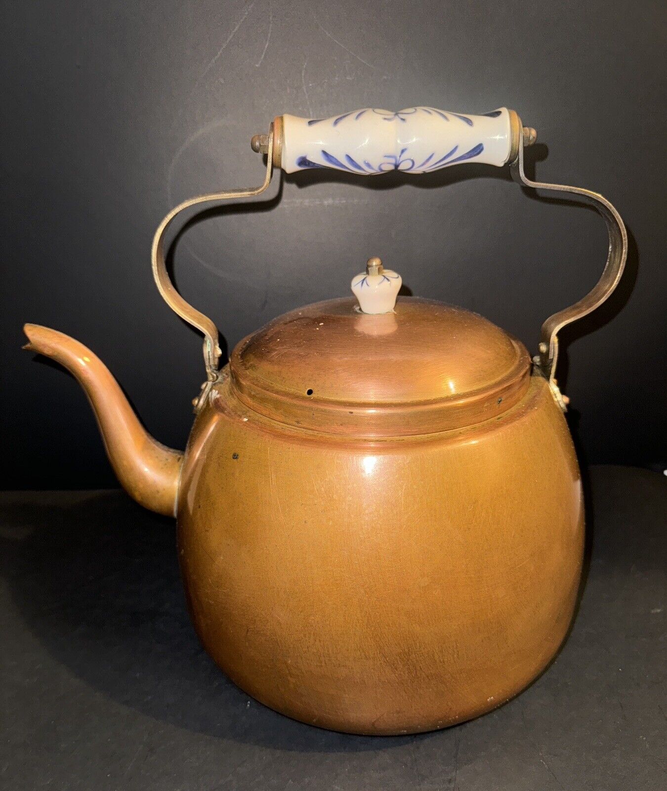 Vintage Large Metalutil Copper Tea Kettle W/ Blue Delft Handle ~ Portugal ~ Read