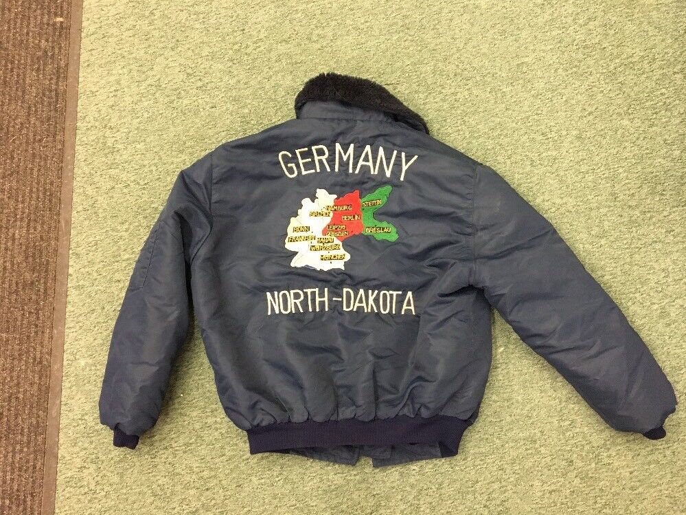 ww2 era satin jacket Germany North Dakota vintage RARE unusual military piece 