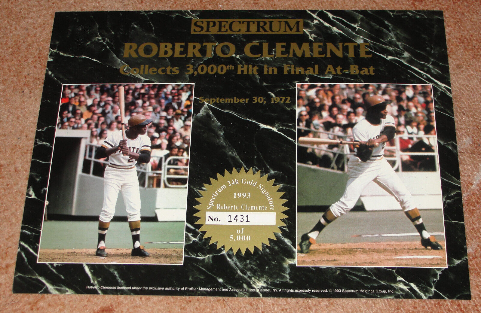 Roberto Clemente Spectrum 93 Very Big Oversized Card