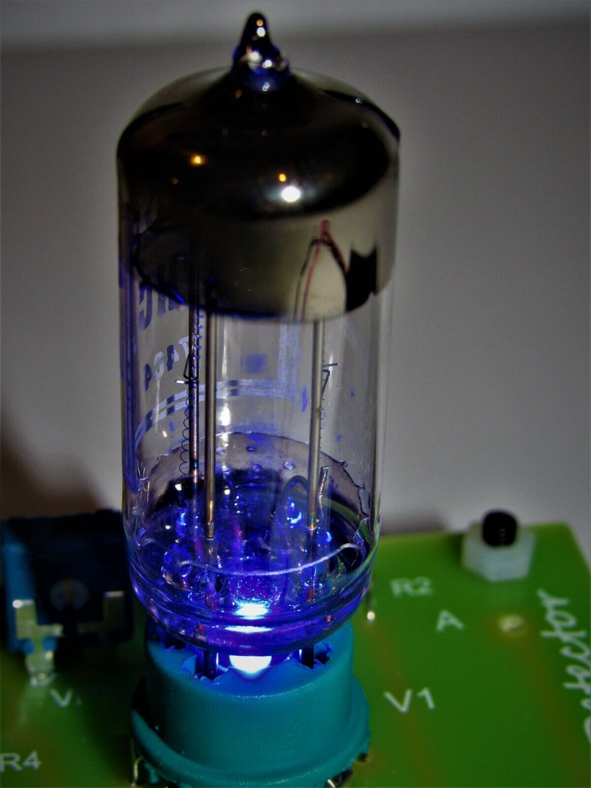static / lightning  detector with display XB1  tube valve DIY kit  Ham 