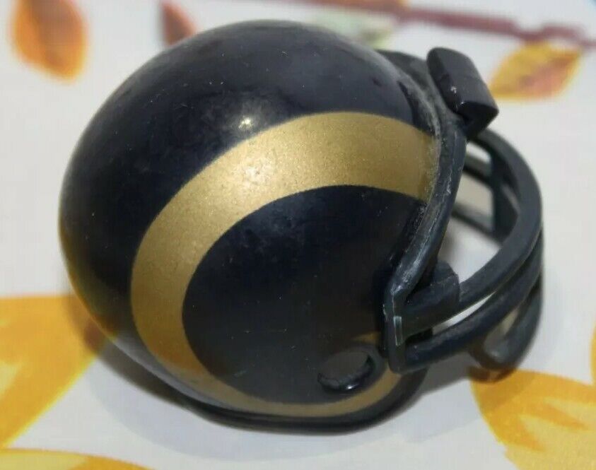 NFL  Rams Riddell Pocket Pro Mini Football Player Helmet Bar 1.5\