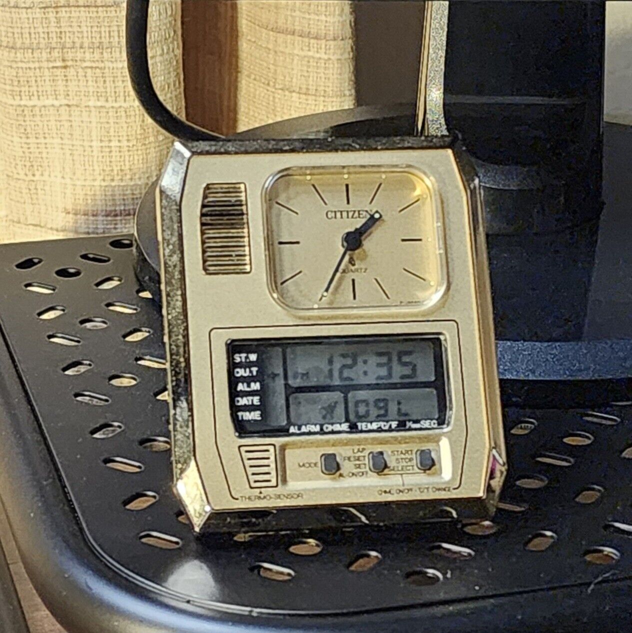 Vintage CITIZEN Quartz Thermo Sensor Travel Alarm Clock in Box w/Sleeve 