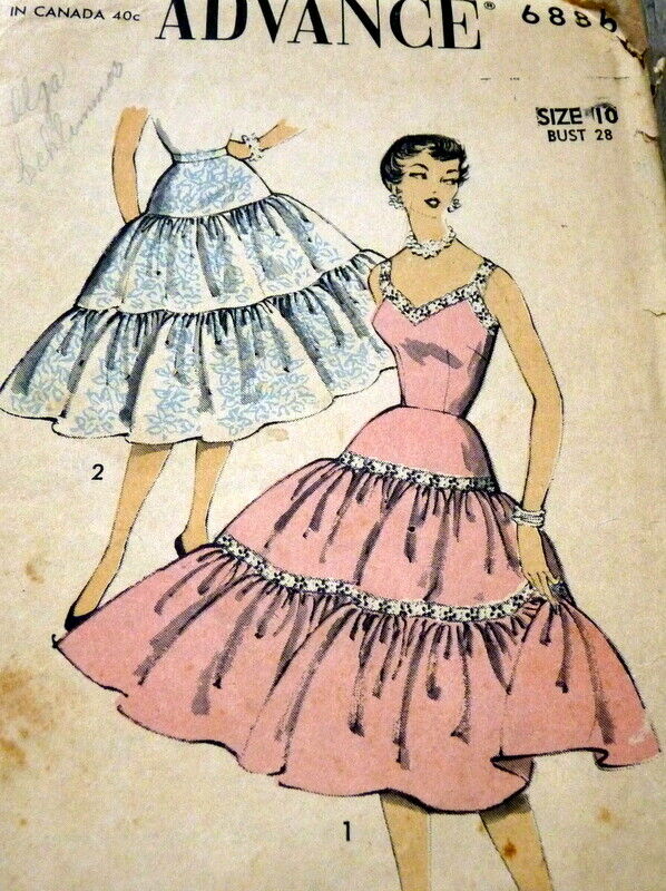 LOVELY VTG 1950s SLIP & PETTICOAT ADVANCE Sewing Pattern 10/28