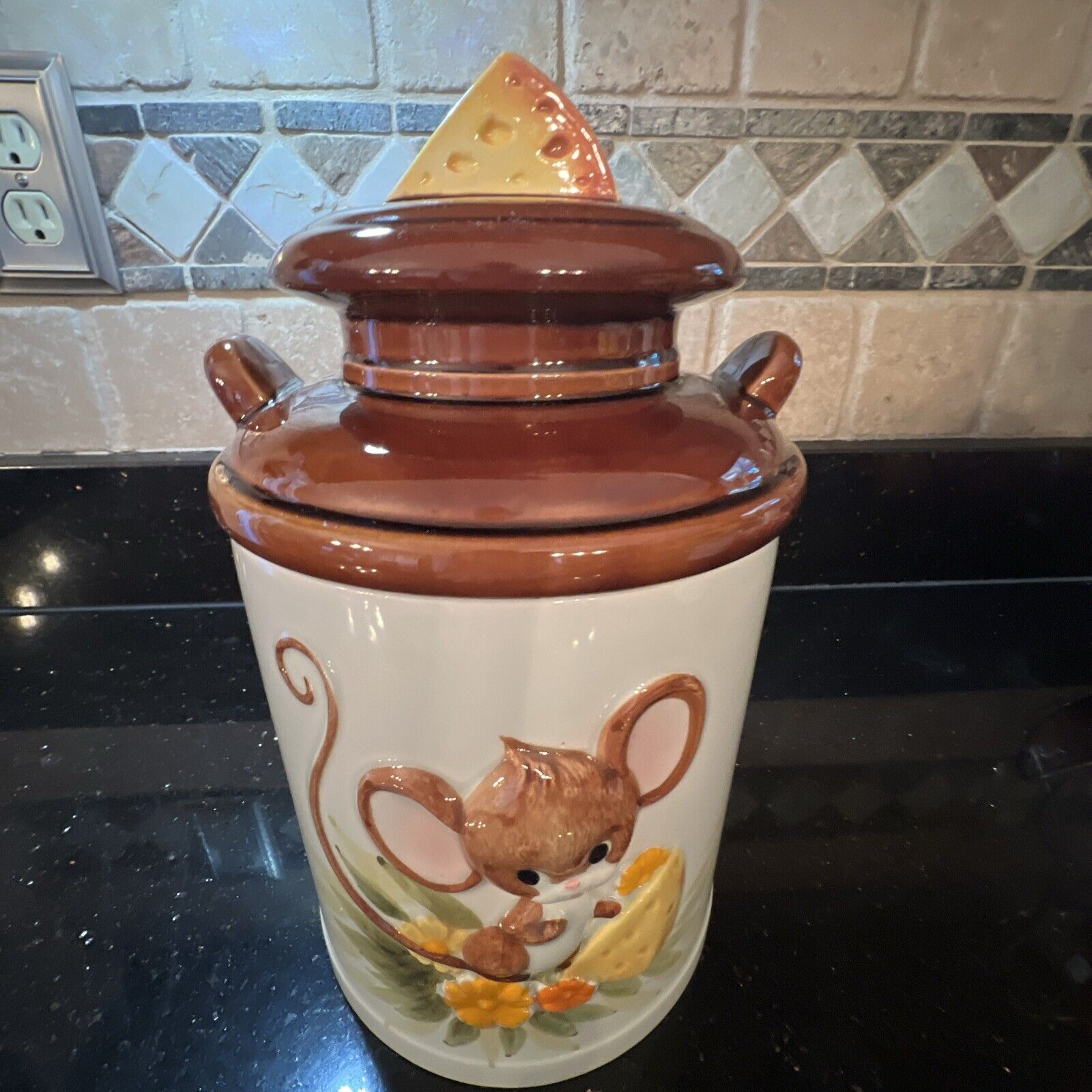 1981 Sears, Roebuck & Co. MOUSE WITH CHEESE COOKIE JAR ~ With Lid ~ Japan