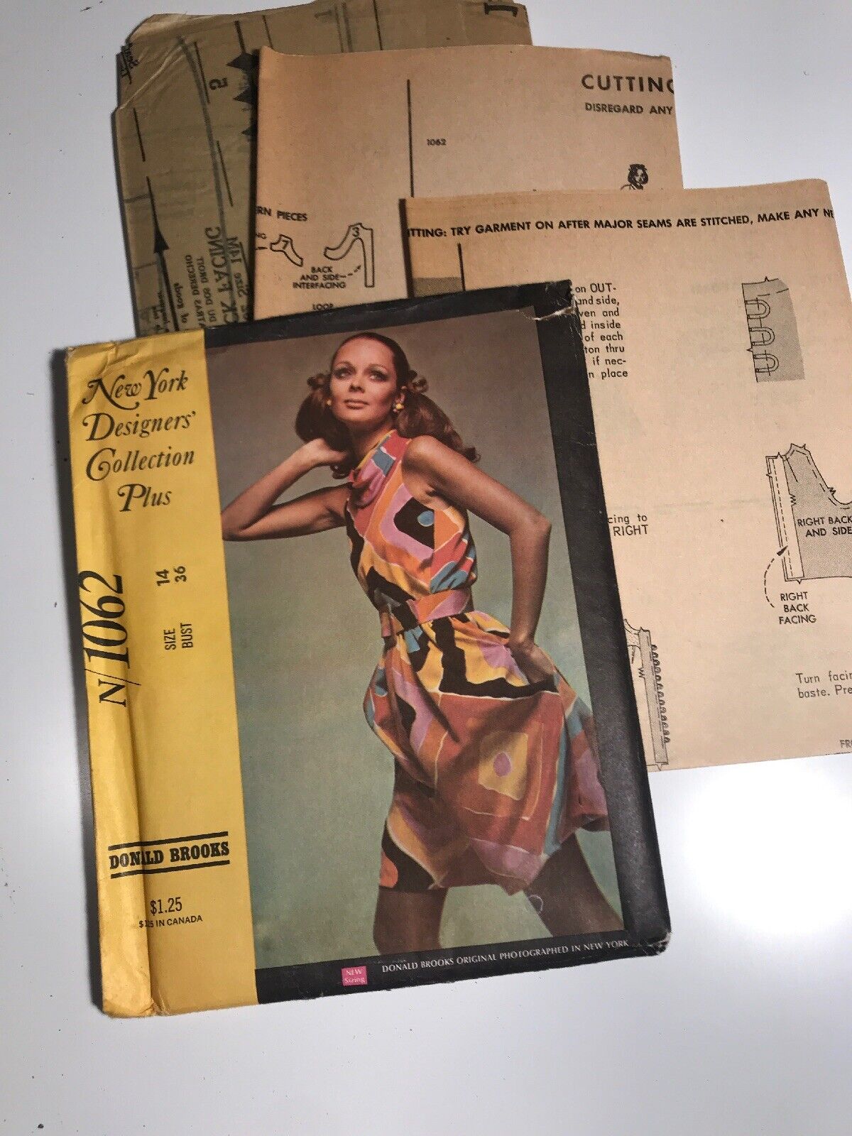 RARE MOD 1960s Vintage Donald Brooks Sleeveless Dress Pattern Bust 36 Mad Men