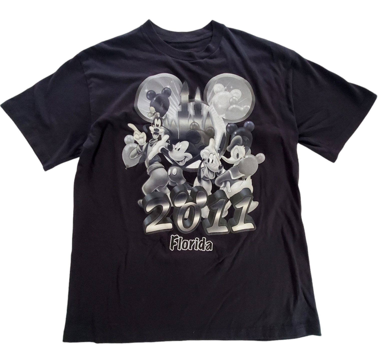 Disney Walt Disney World Florida 2011 Black T Shirt Raised Graphic Adult XL