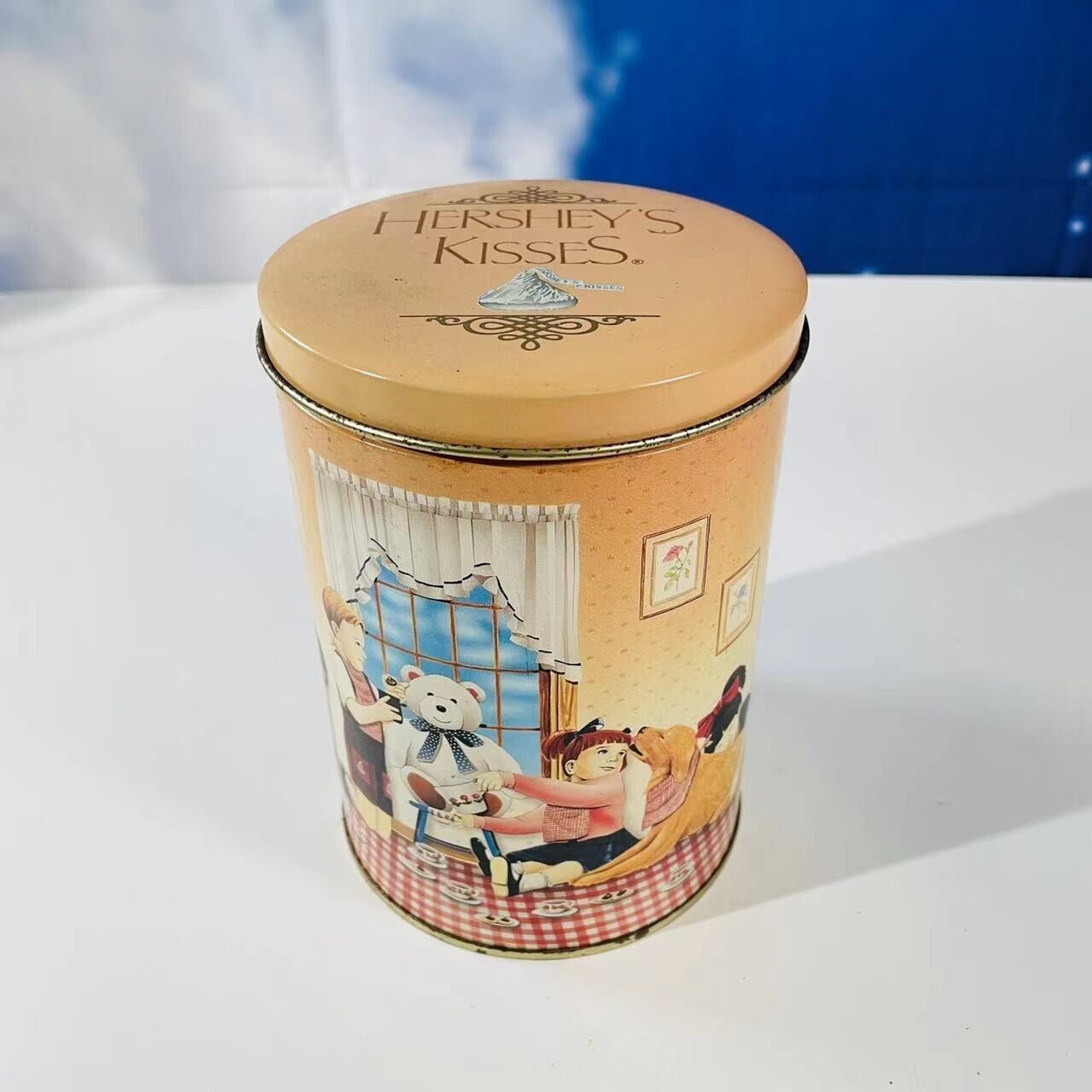 Vintage 1990 Hershey\'s Kisses Hometown Series Canister #5 Collector Tin 6”