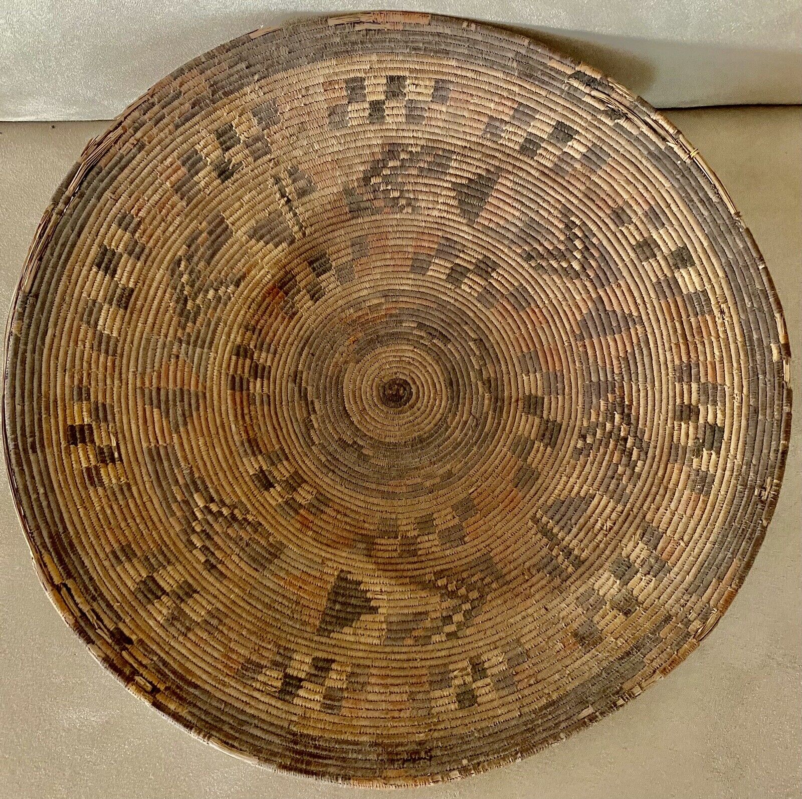 Antique Woven African Sudanese Straw Flat Wedding Basket Dish 15.75” Provenance