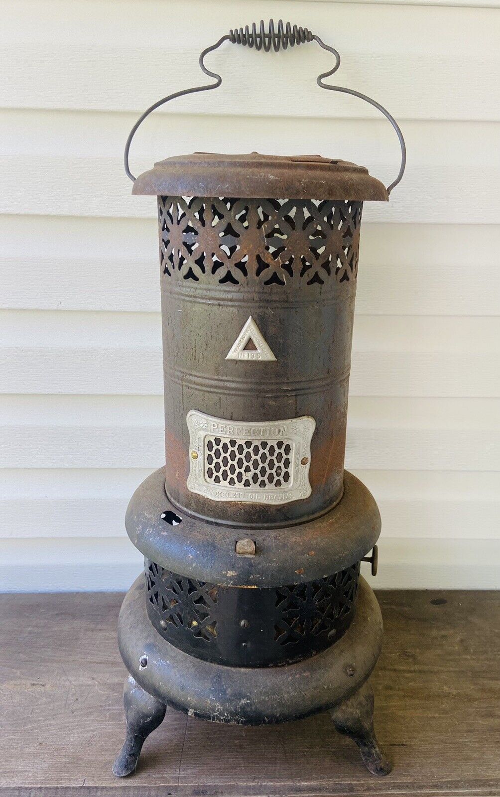 VTG Antique Perfection Oil Kerosene Parlor Cabin Heater Stove #135 Brass Tank