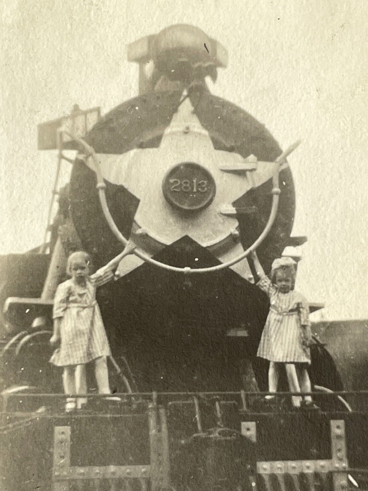 G3 Photograph Girls On 2813 Star Steam Engine Railroad Train 