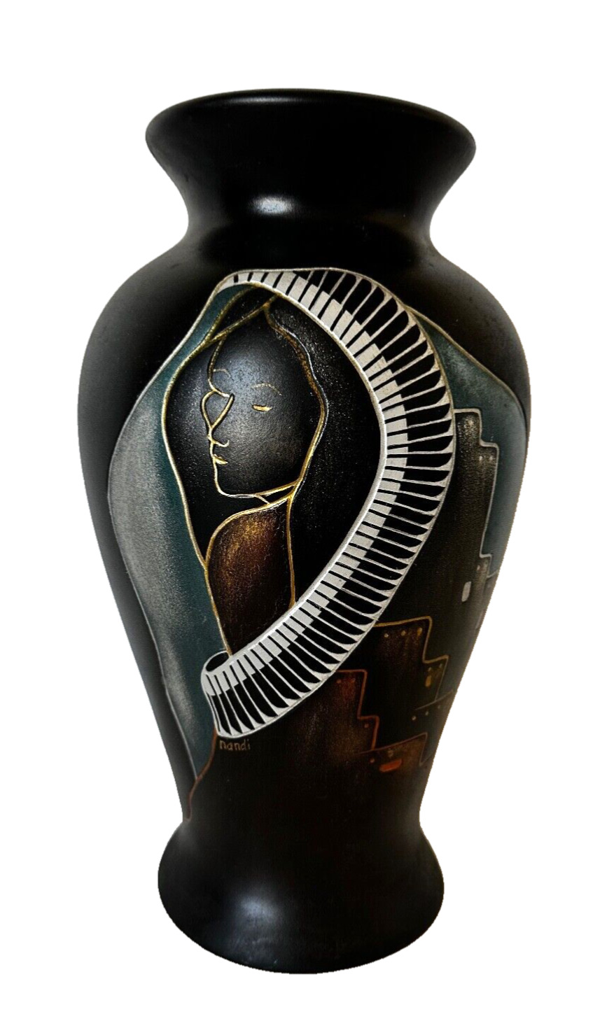 Navajo Pottery Vase By Nandi Native American Design Signed Nandi 13\