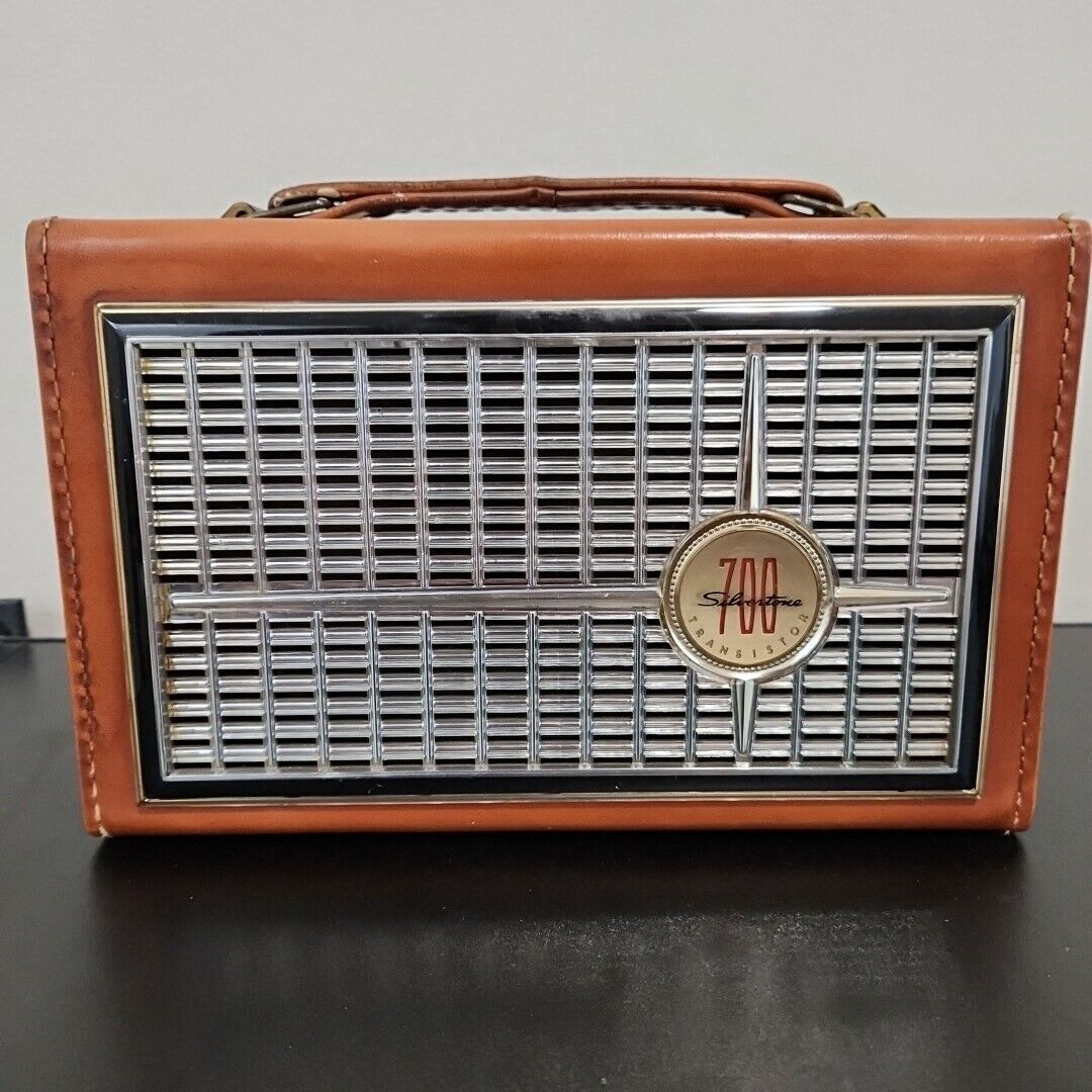 Vintage Sears And Roebuck 1217  Leather Silvertone 700 Transistor Radio UNTESTED