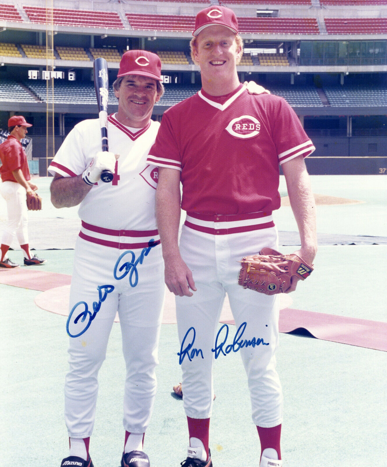 Pete Rose and Ron Robinson  Color 8 x 10\