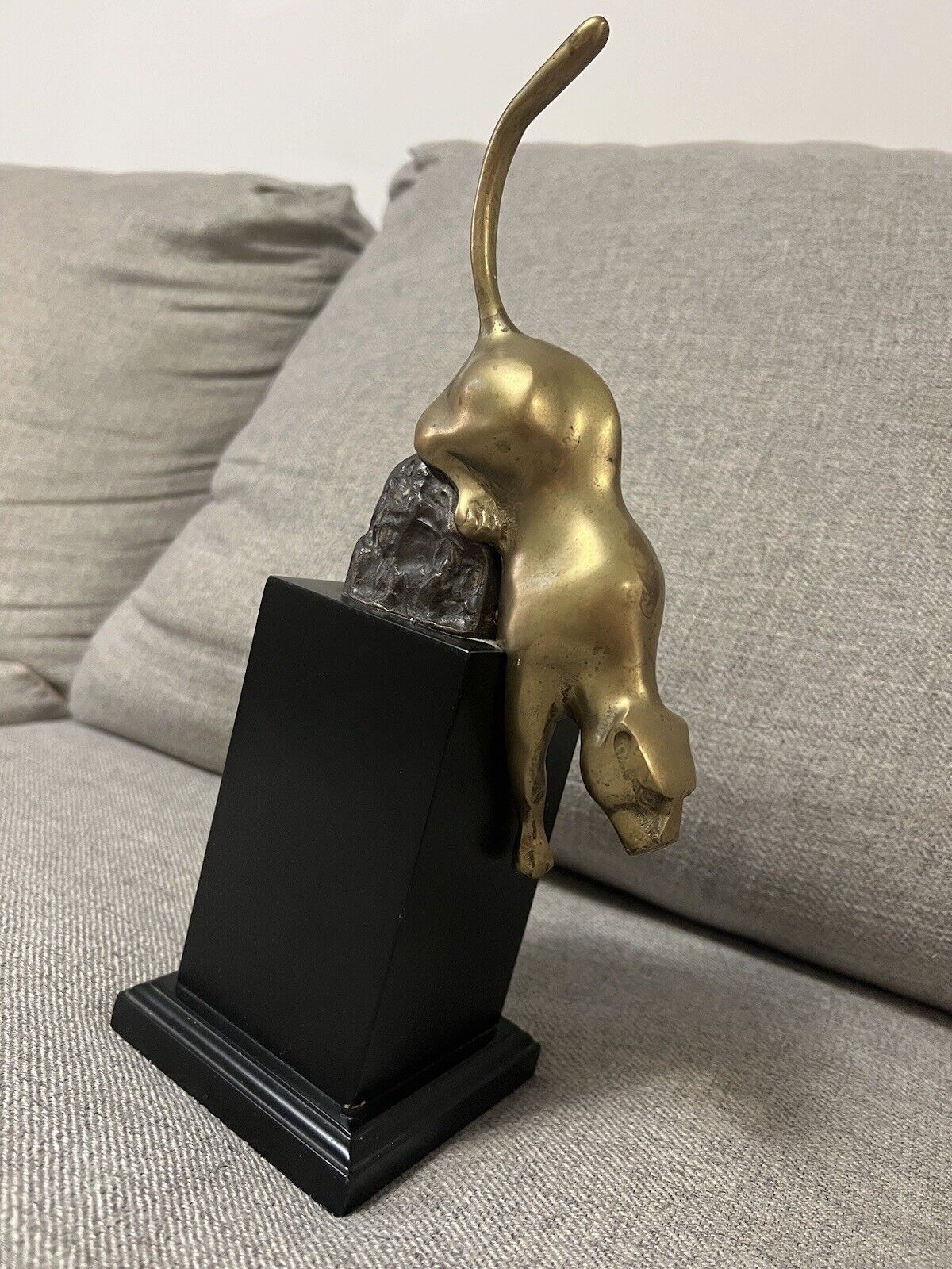 Vintage Mid-Century Brass Panther Cougar Puma On Black Pedestal Figurine Statue