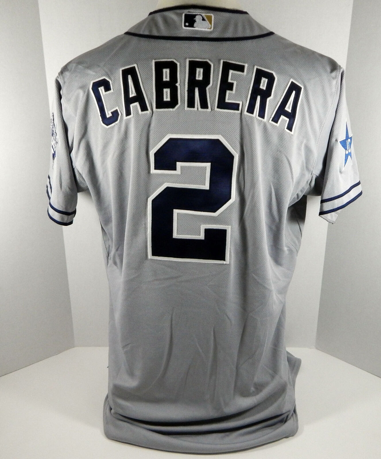 2014 San Diego Padres Everth Cabrera #2 Game Issued Grey Jersey JC Patch