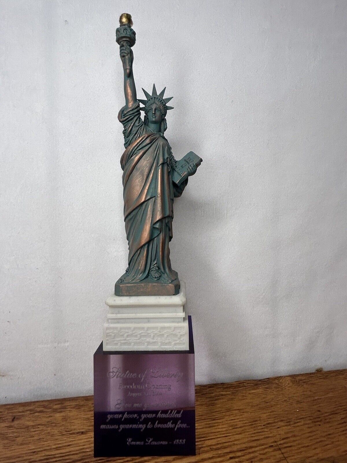 COLBAR ART INC ~ Statue Of Liberty Rare Freedom Opening Aug 3 2004 Purple Base