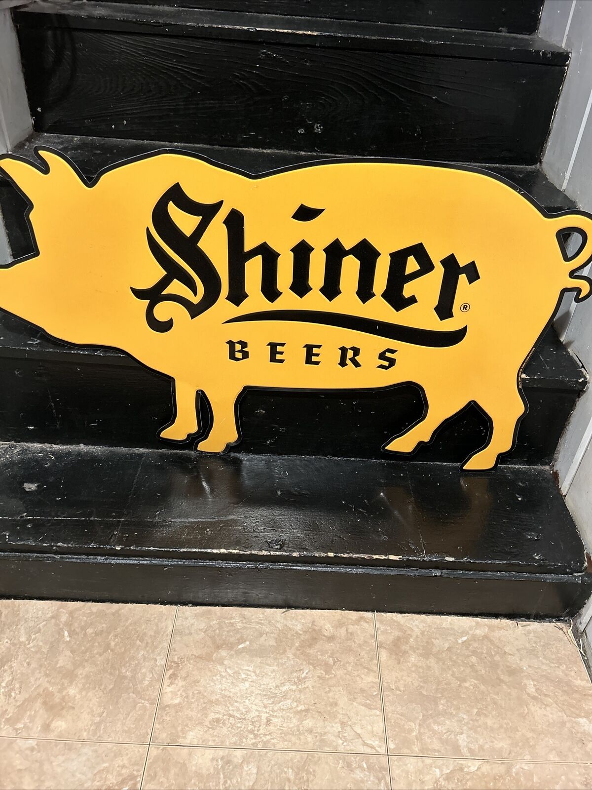 RARE SHINER 2015 METAL BEER SIGN PIG LARGE Spoetzl Brewery Texas Approx 35”x20”