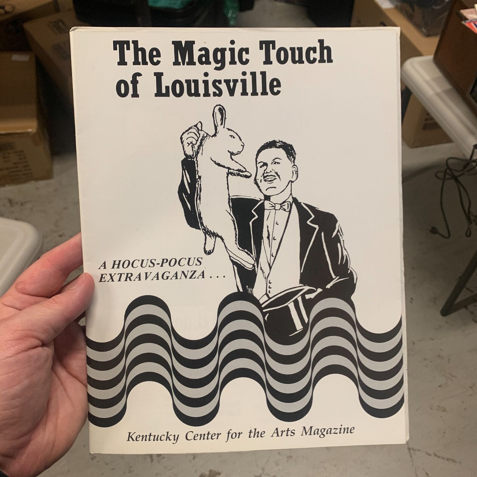 1986 MAGIC TOUCH OF LOUISVILLE Convention Program Magician Louisville, KY
