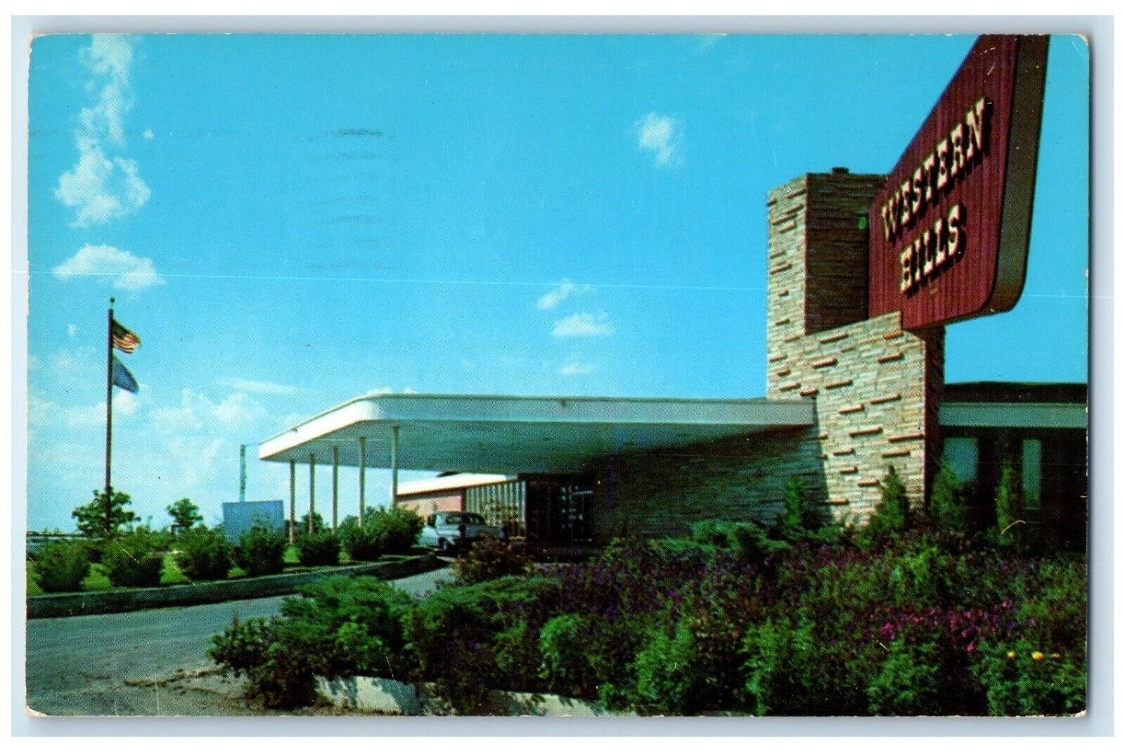 1965 Western Hills Lodge Resort Hotel Lake Ft Gibson Sequoyah Park OK Postcard