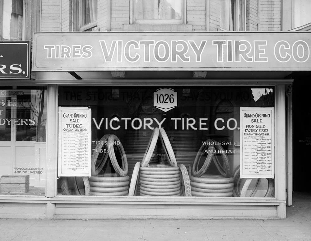 1920 Victory Tire Company Old Photo 8.5\