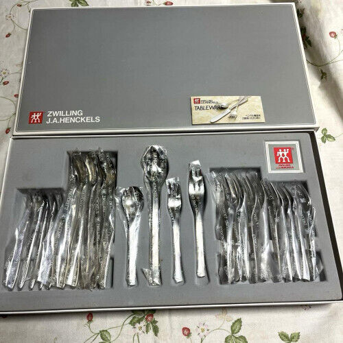 ZWILLING J.A. HENCKELS Henkel Cutlery 24 Piece Set Spoon Fork Flatware Japan