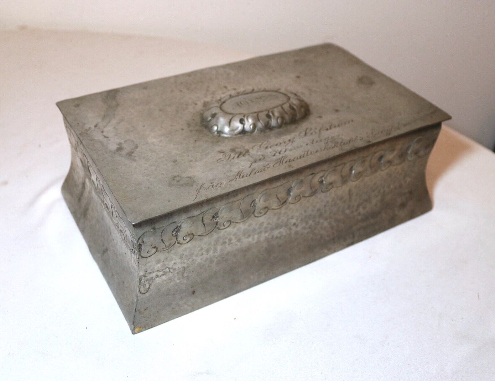 rare antique 1923 hand tooled Norwegian pewter wood presentation trophy box 