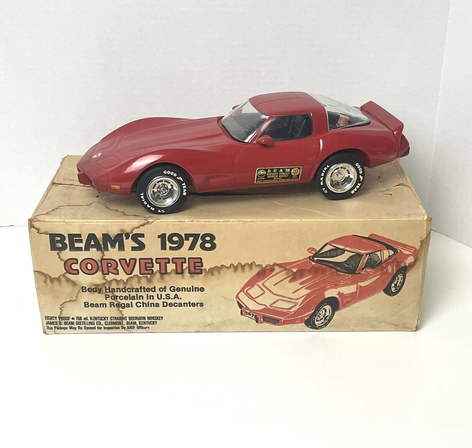 Vintage 1978 Chevy Red Corvette JIM BEAM Empty DECANTER w/Box - Porcelain USA