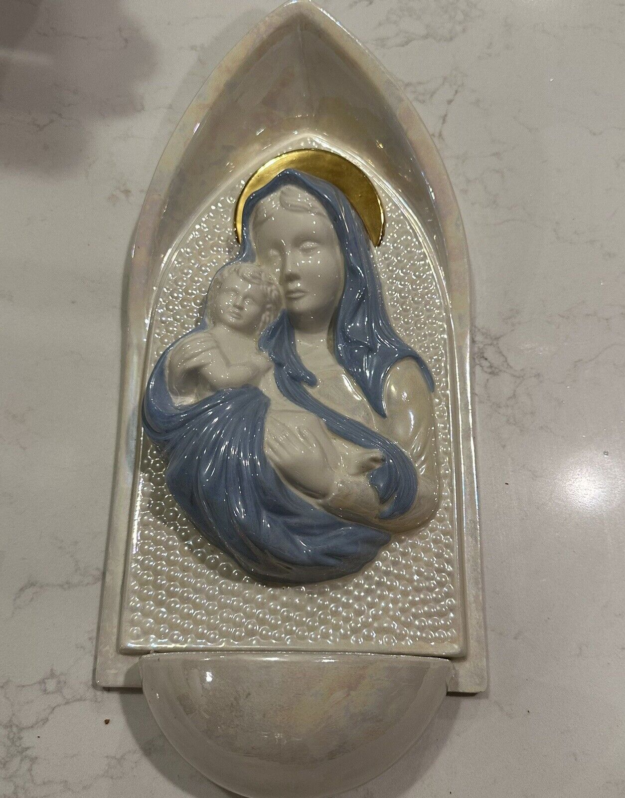VTG  Atlantic Mold Signed 14” Madonna Child Catholic Holy Water Font Iridescent