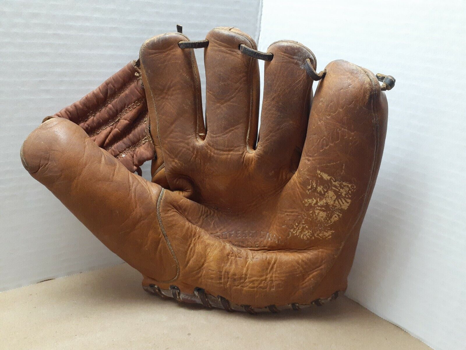 Wilson Baseball Glove Harvey Kuenn Ball Hawk Stream Fingers 