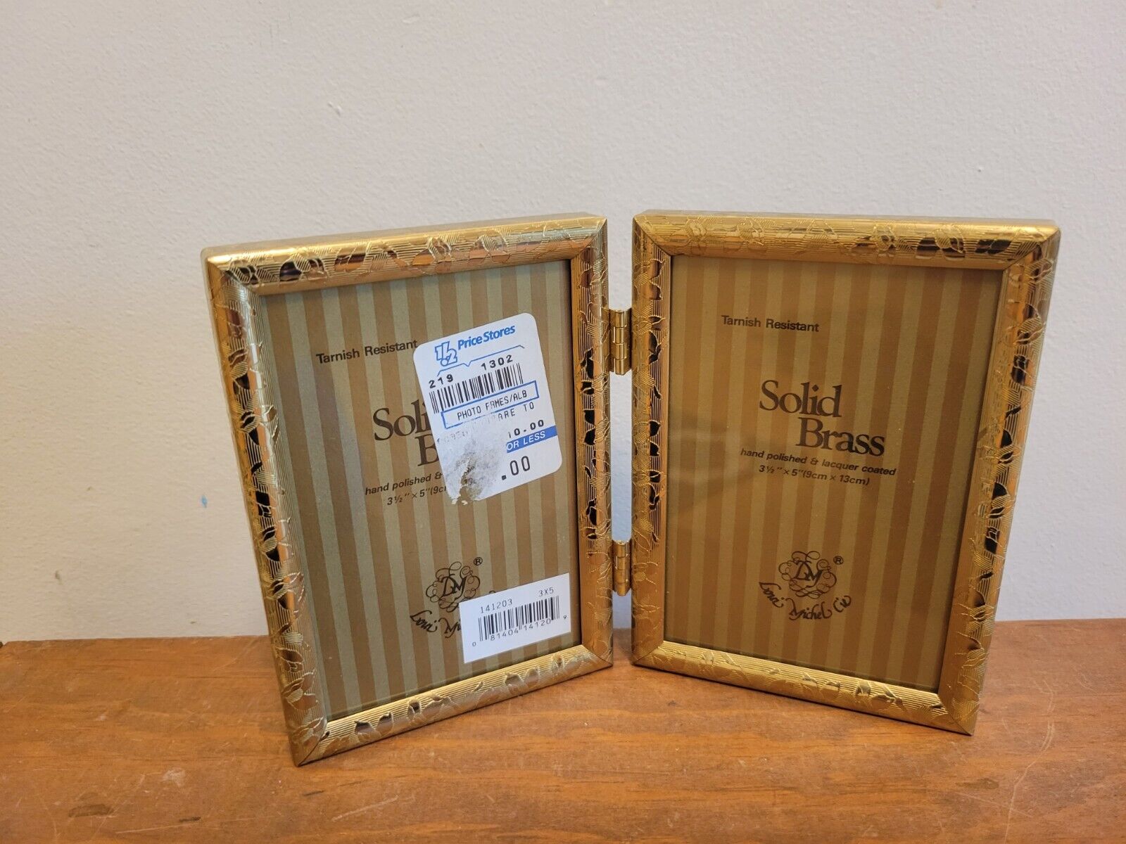Vintage Bi-fold Gold Solid Brass Metal Double Hinge Photo Picture Frame 3.5x5\