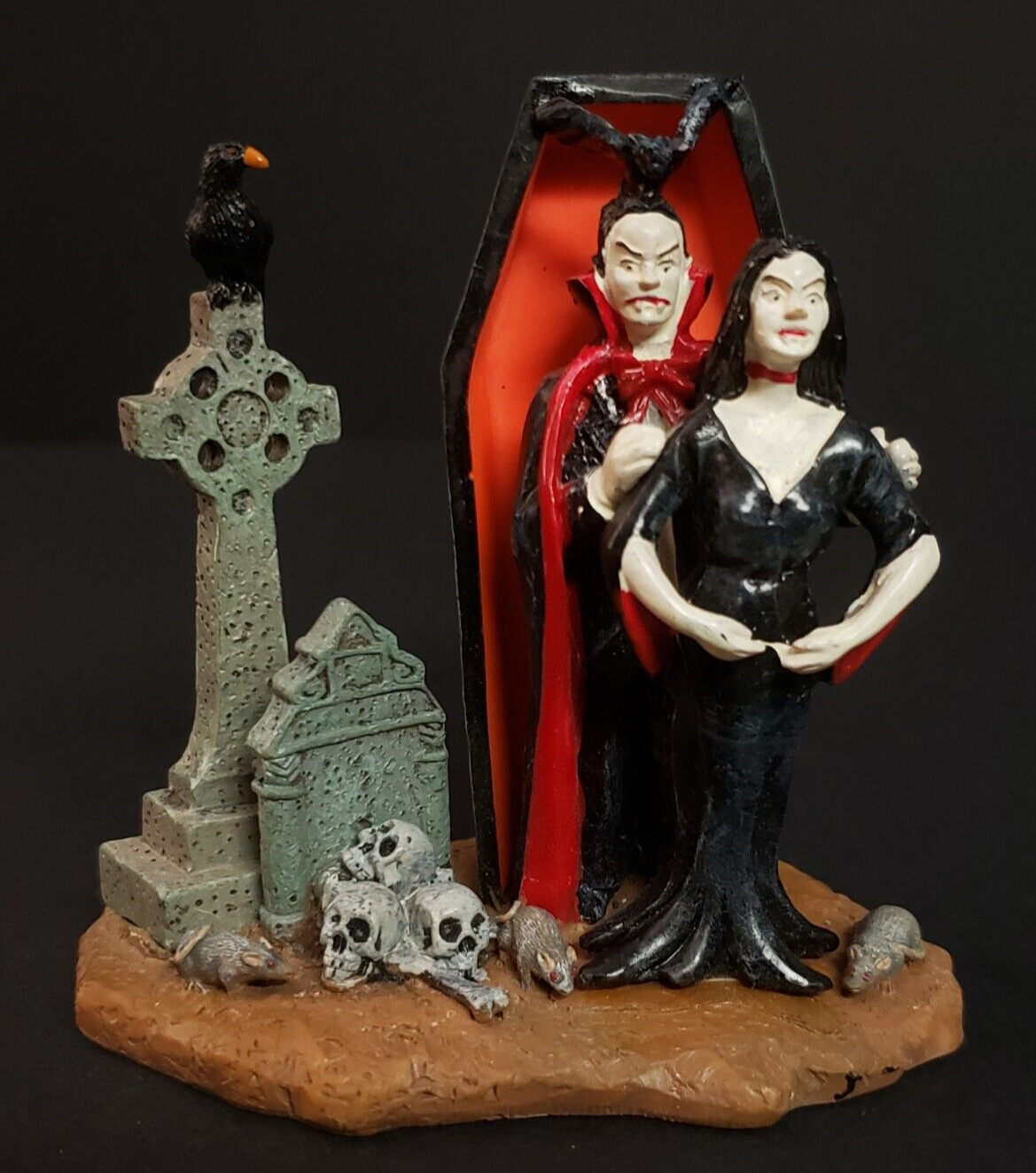 Lemax Spooky Town Halloween Village Out For A Bite 62204 Vampire Dracula Coffin