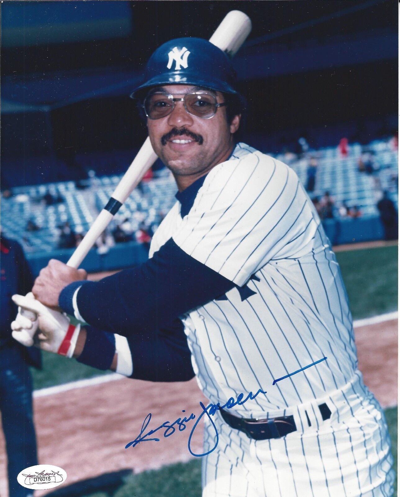 Reggie Jackson Autographed NY Yankees 8X10 Photo JSA COA