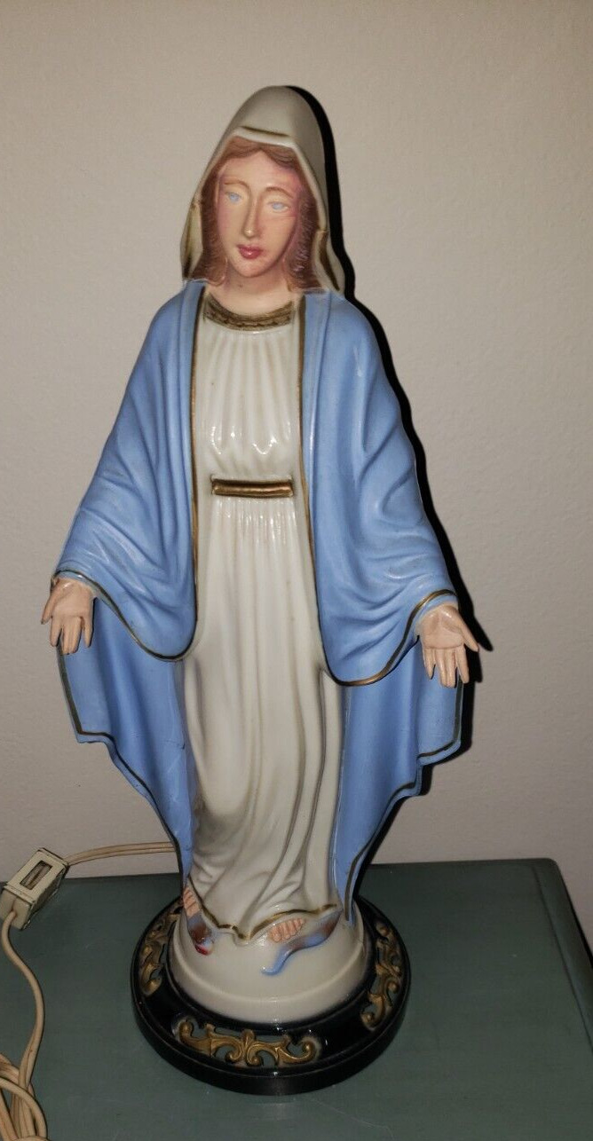 Vintage Hartland Plastics Molded Lighted Virgin Mary Statue Figurine with cord