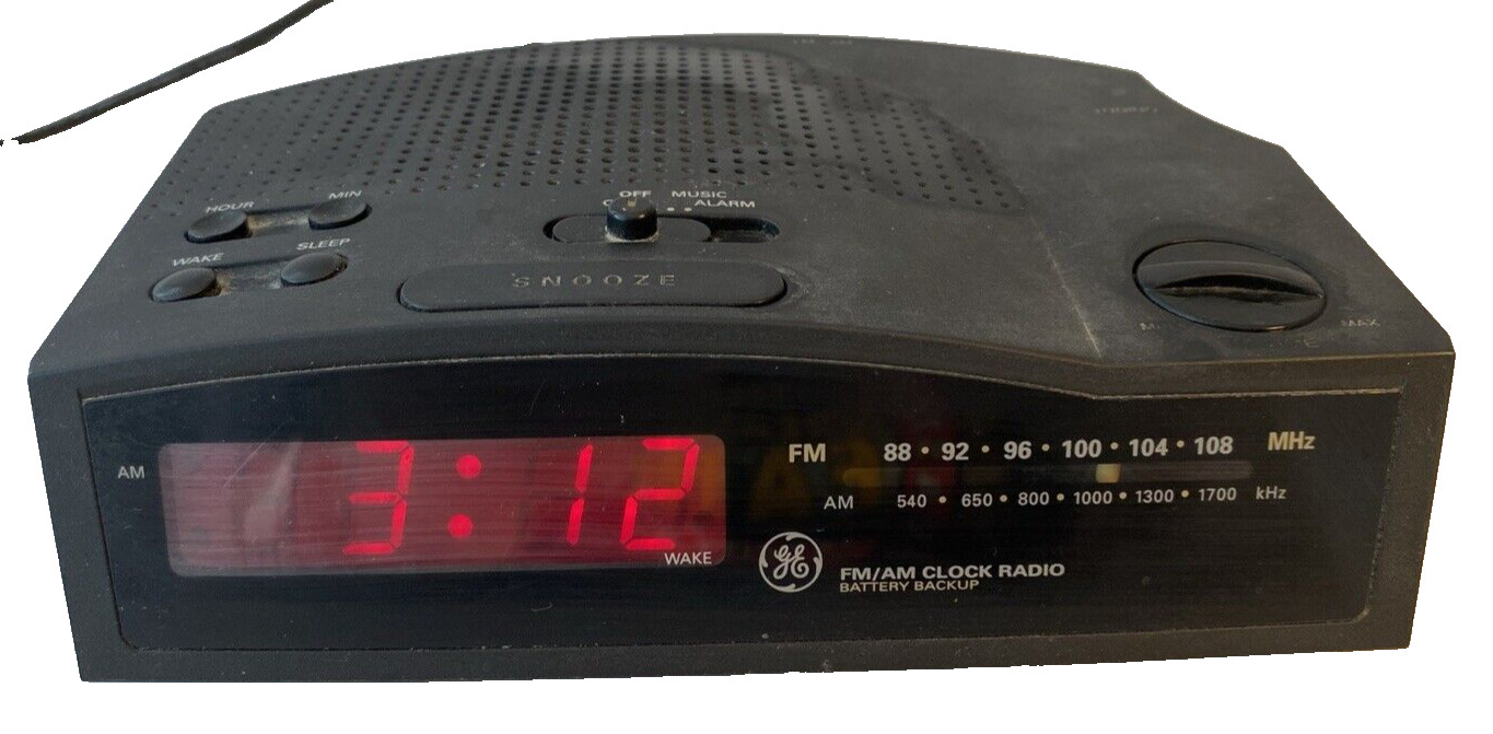 GE Alarm Clock Model: 7-4813A-AM/FM-Corded/Batt.Backup-Vintage 1996-Tested Works