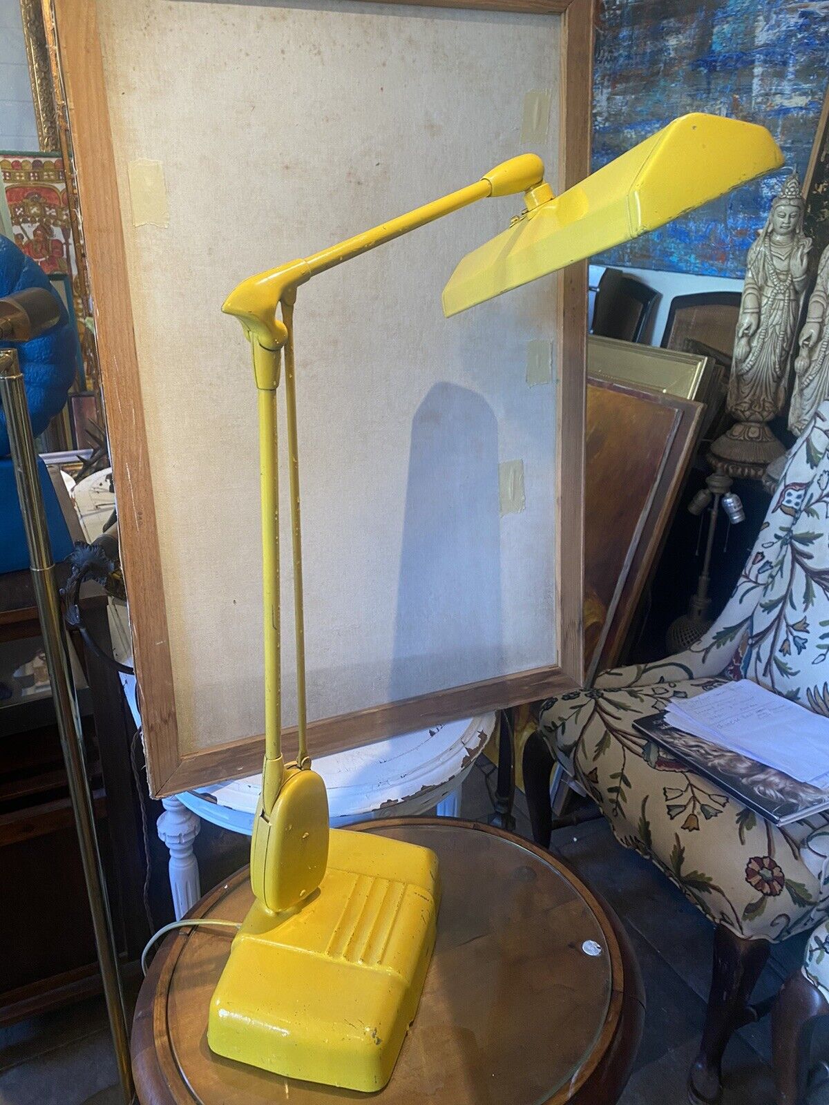 Mid Century solid metal yellow beautiful desk lamp works perfect