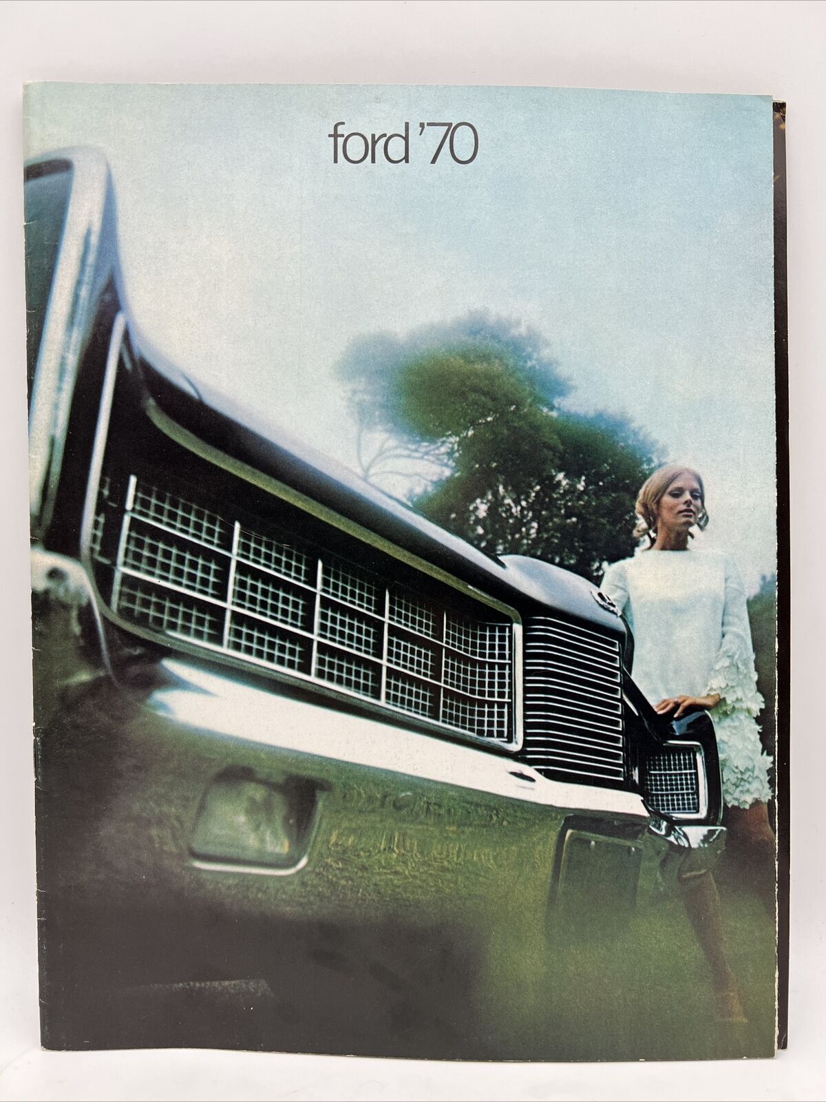 1970 FORD LTD GALAXIE 500 CUSTOM Auto Dealer Car Sales Brochure Options & Specs