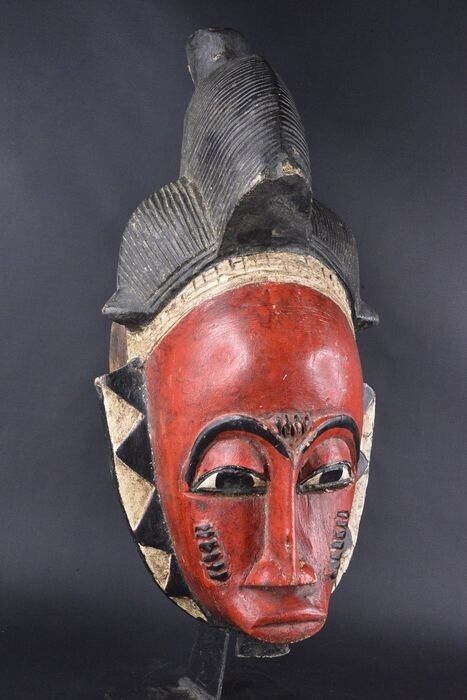 Beautiful African Baoulé wood mask, 84 cm, mid XX-century, good condition, 47 cm