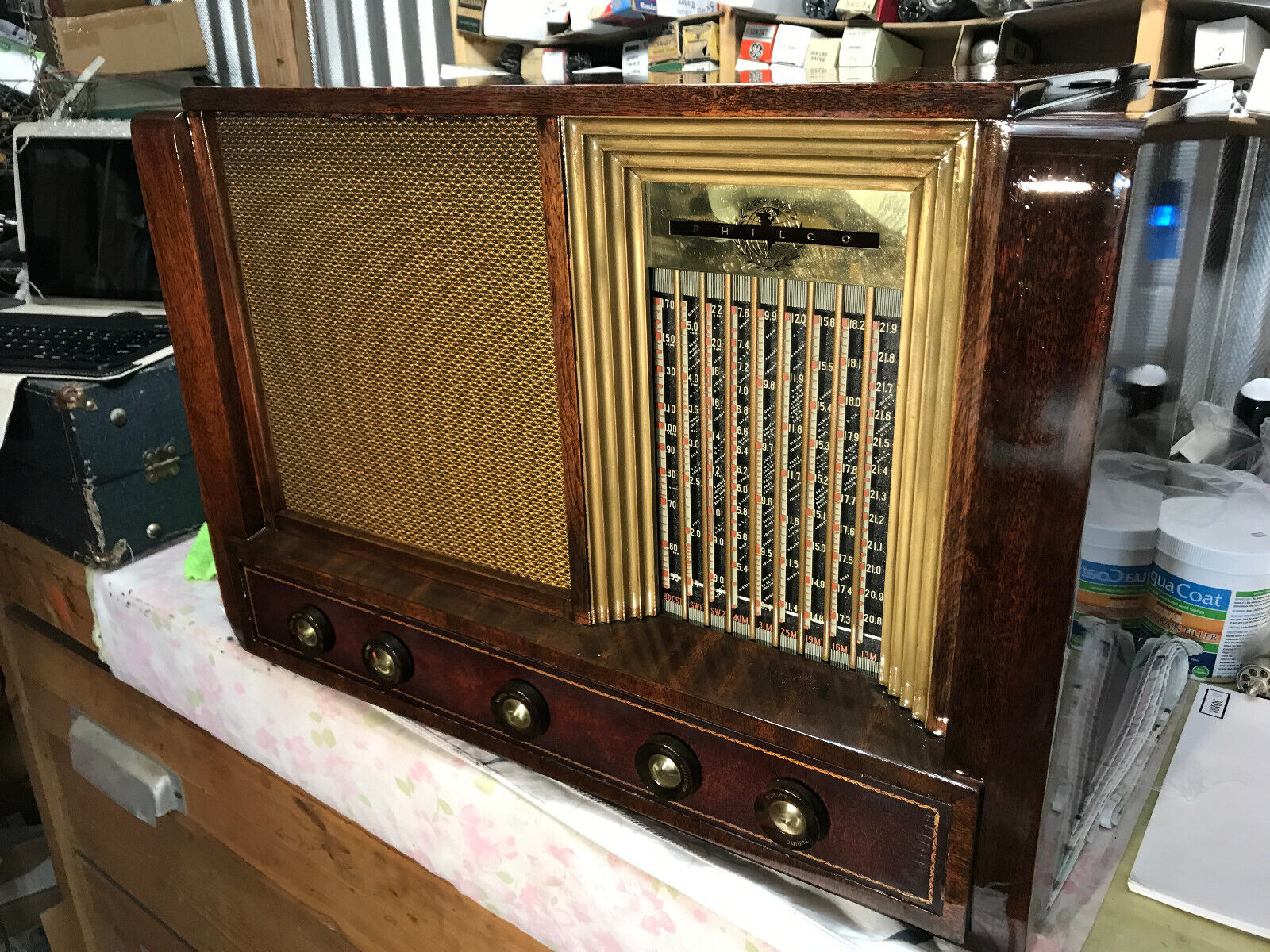 Refurbished 1953 Philco Model 53-960 LARGE Table Radio